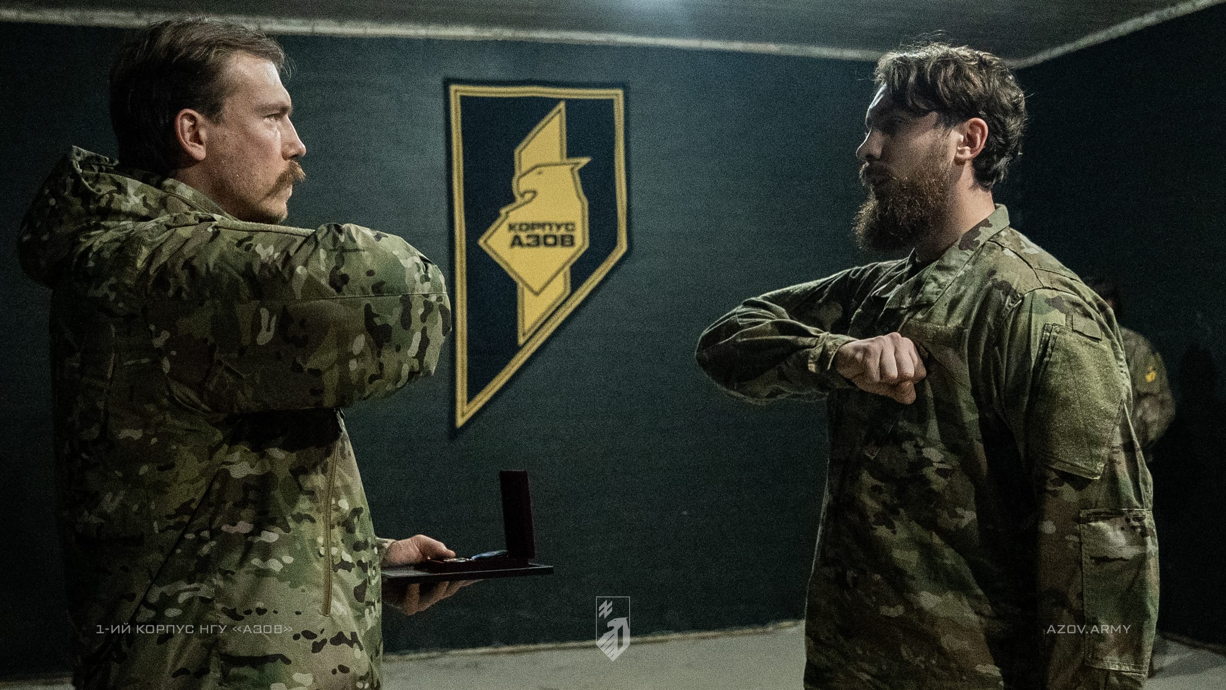 нагородження сержанта корпусу азов