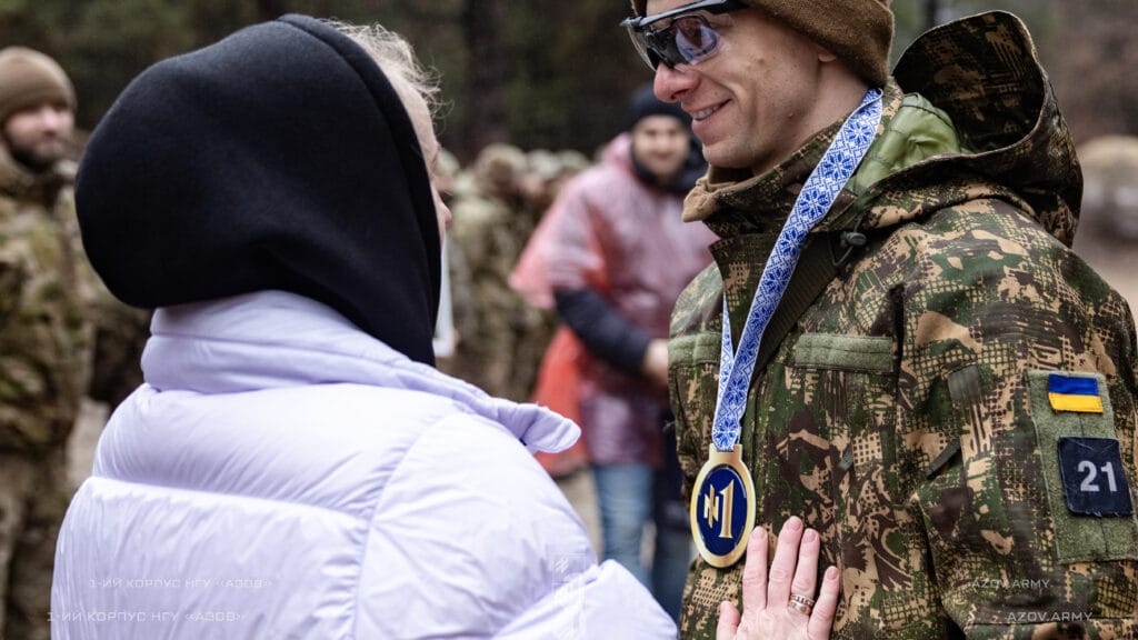 рекрут і мама грєнки під час кубку рекрута 1 корпусу нгу азов