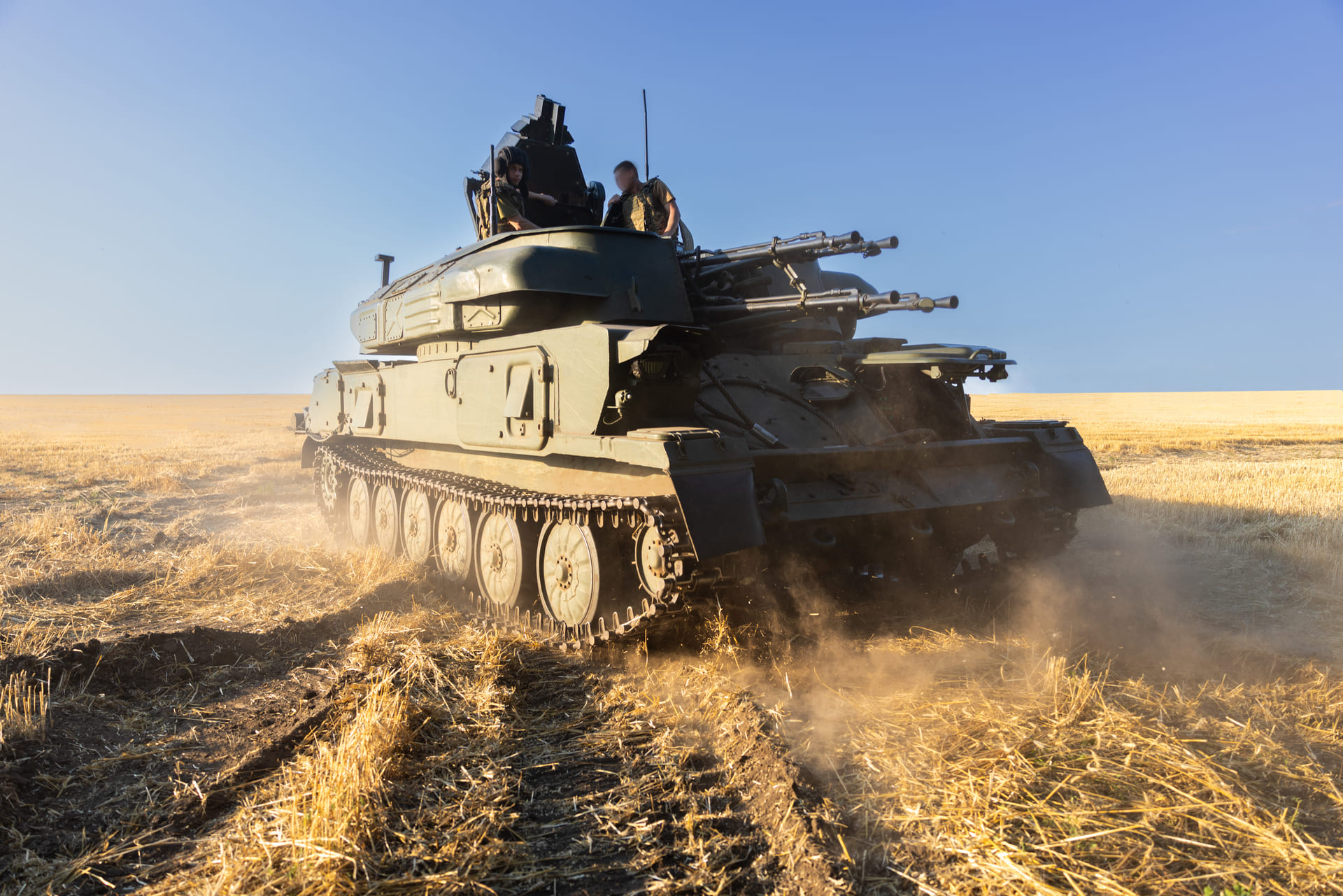 Self-propelled anti-aircraft system of the Strazh Anti-Aircraft Missile and Artillery Battalion in the field